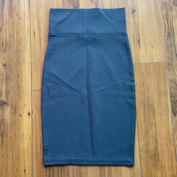 Costa Blanca Stretchy High Waisted Pencil Skirt - Picture 2 of 5